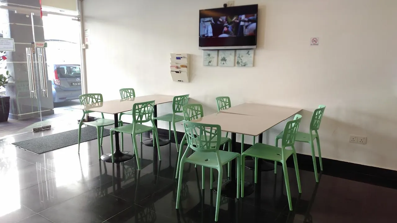 Apple 1 Hotel Budget Gelugor