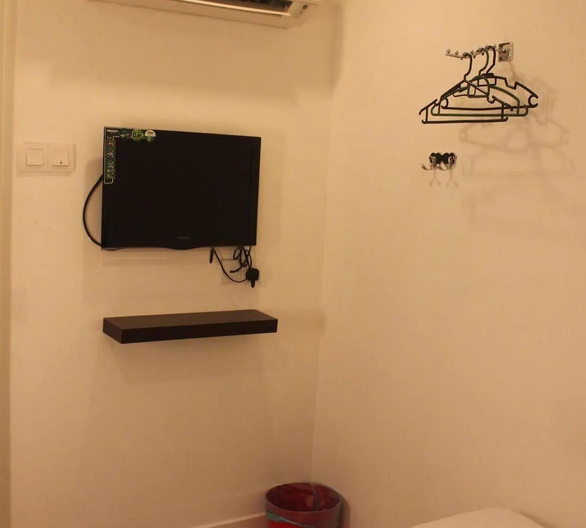 Apple 1 Hotel Budget Gelugor 2*,  Malaysia