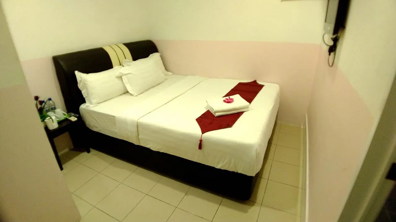 Apple 1 Hotel Budget Gelugor